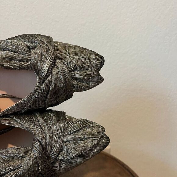 Loeffler Randall Pewter Gold Metallic Jade Bow Mule Heels Women\'s Size 9